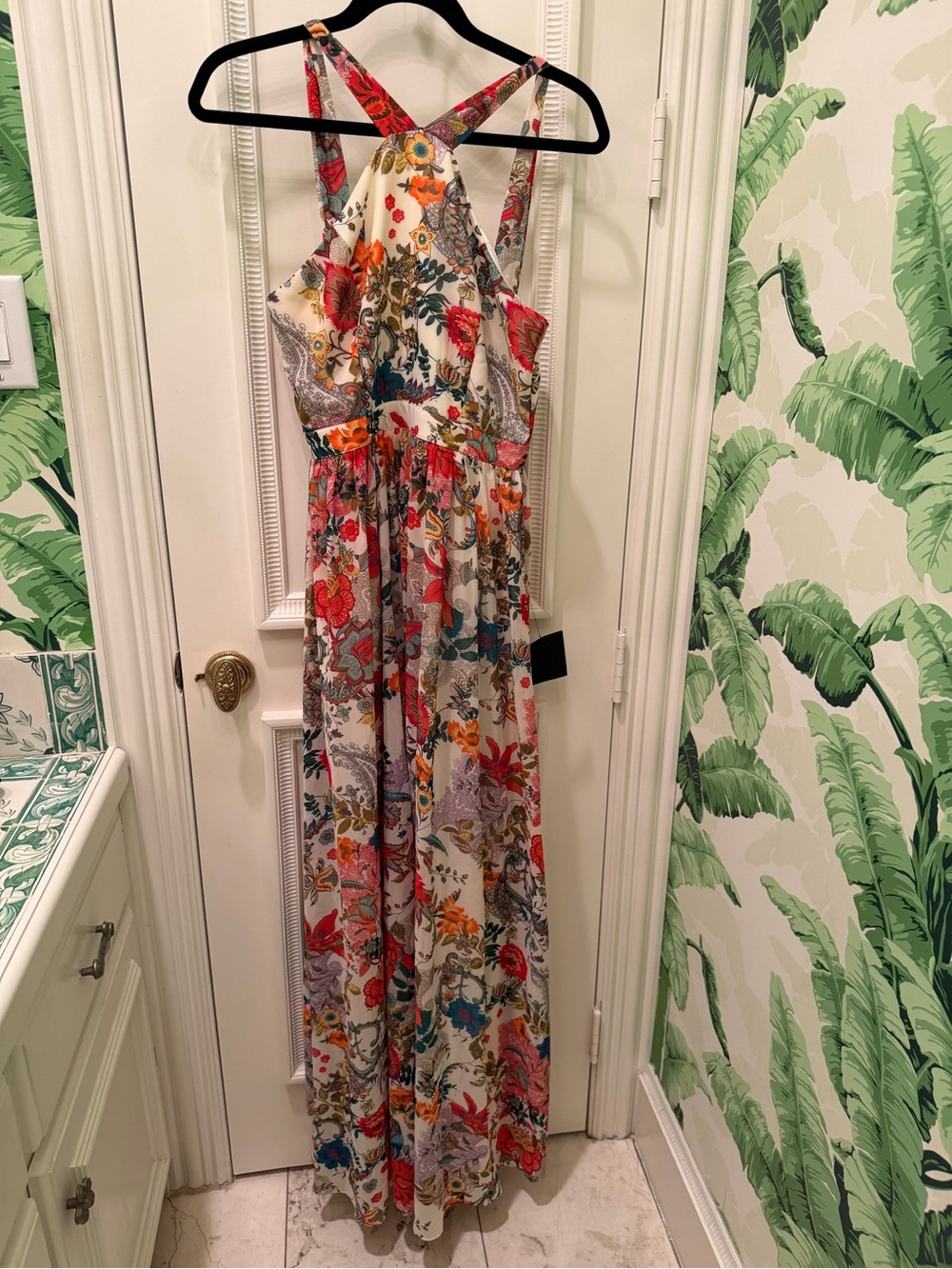NWT Lulus Lilja Cream Floral Print Sleeveless Maxi Dress, Size Medium - Picture 4 of 9